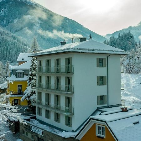 Hotel Nefer, Haus Bad Gastein Zewnętrze zdjęcie